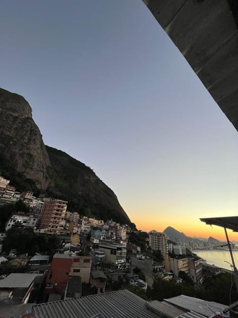Day, Natural landscape, City view, Mountain view, Sea view, Sunrise