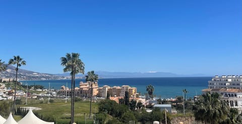 City view, Mountain view, Sea view