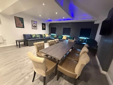 Amazing 10 bed apartments on Mathew Street Apartment in Liverpool