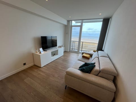 TV and multimedia, Living room, Sea view, Sea view