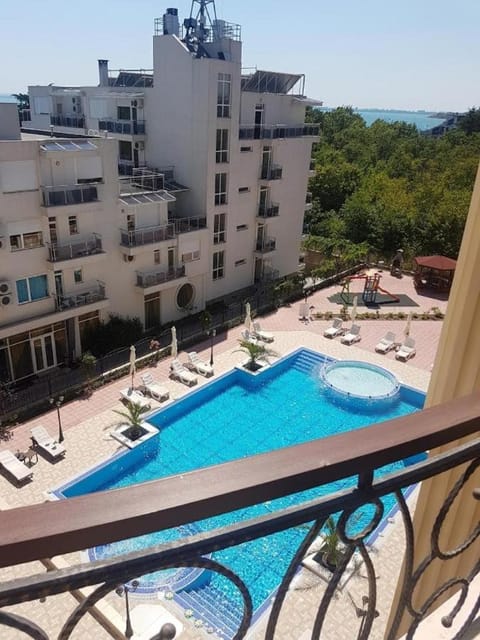 Patio, View (from property/room), Balcony/Terrace, Pool view