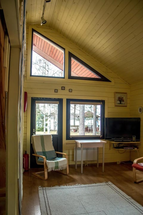 TV and multimedia, Seating area