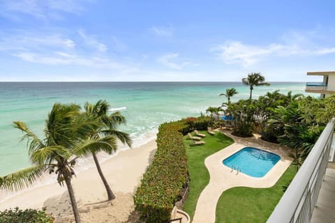 Beach, Swimming pool