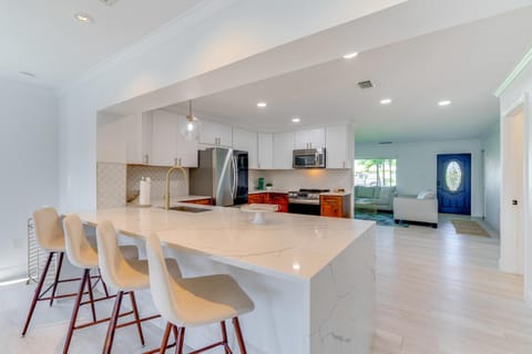 Canal Access! Pet-Friendly Cape Coral Group Escape House in Cape Coral