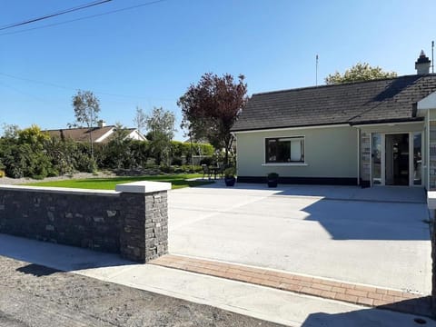 Property building, Street view