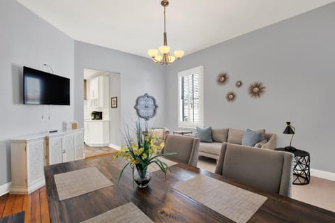 Starland Perch Estate House in Savannah