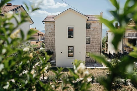 Property building, Day