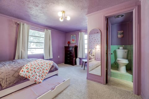 Retro Meets Modern Two Houses Sleeps 16 House in Pooler