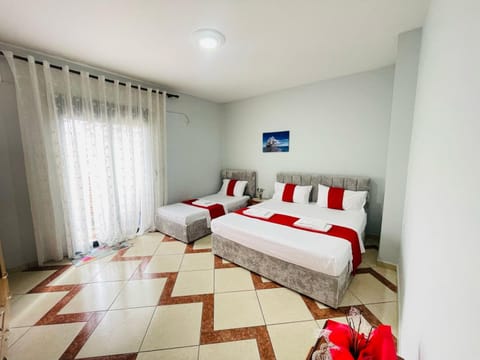 Liza's 3 bedroom apartment Apartment in Vlorë