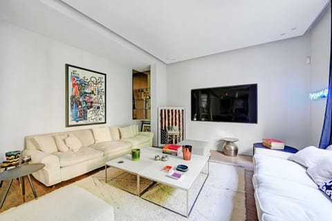 Mansion with swimming pool - 5BD 10P - Neuilly Apartment in Levallois-Perret