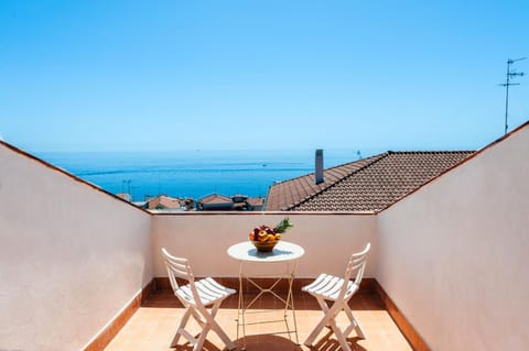 Natural landscape, View (from property/room), Balcony/Terrace, Balcony/Terrace, Sea view
