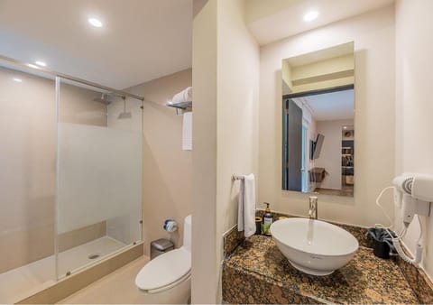 Shower, Bathroom, towels