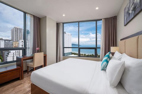 Bed, Natural landscape, View (from property/room), Photo of the whole room, Bedroom, Sea view
