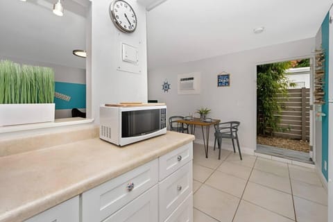 Ocean Breeze Home House in Hollywood