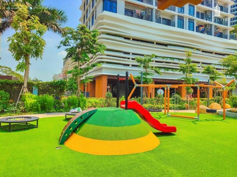 Day, Children play ground, Garden, Garden view