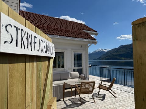 Natural landscape, View (from property/room), Balcony/Terrace, Seating area, Sea view