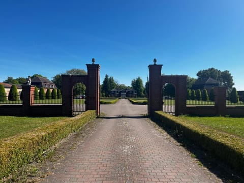 Gut Rottmannshagen Mecklenburgische Seenplatte Apartment in Mecklenburgische Seenplatte