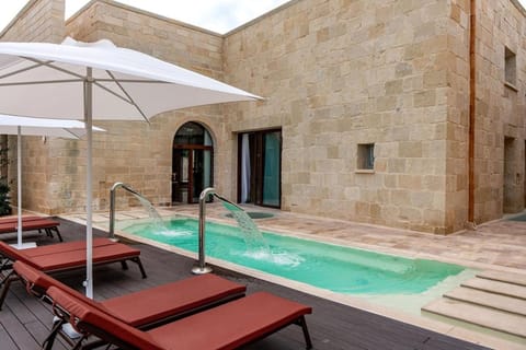 Day, Pool view, Swimming pool, Swimming pool, sunbed