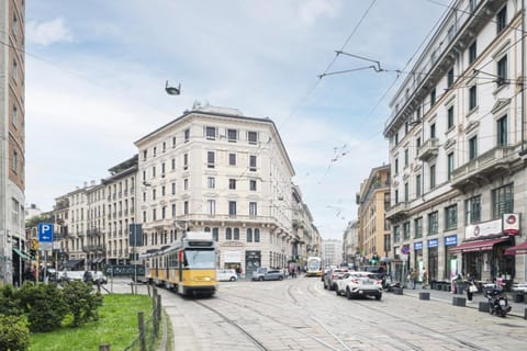 Easylife - Duomo Deluxe Apartments #5-11 Apartment in Milan