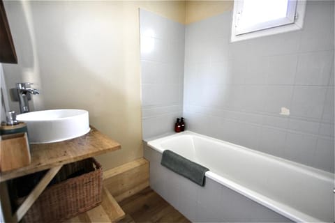 Appartement chaleureux Parking privé Apartment in Auvergne-Rhône-Alpes