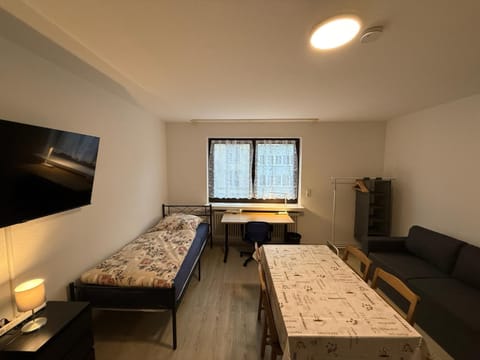 Communal lounge/ TV room, Living room, Bedroom