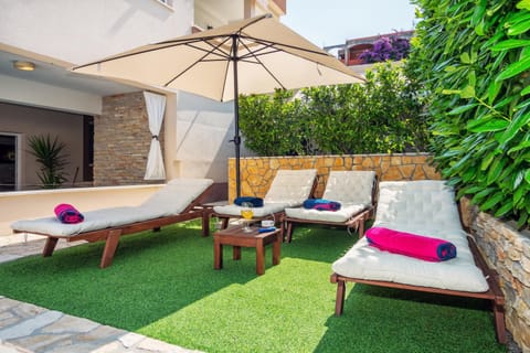 Patio, Day, Seating area, Pool view, Swimming pool, sunbed