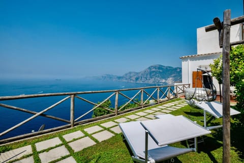 Natural landscape, View (from property/room), Balcony/Terrace, Mountain view, Sea view