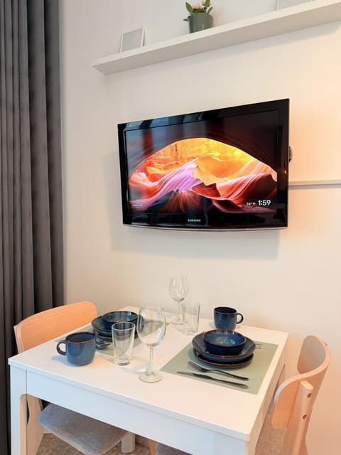 TV and multimedia, Dining area