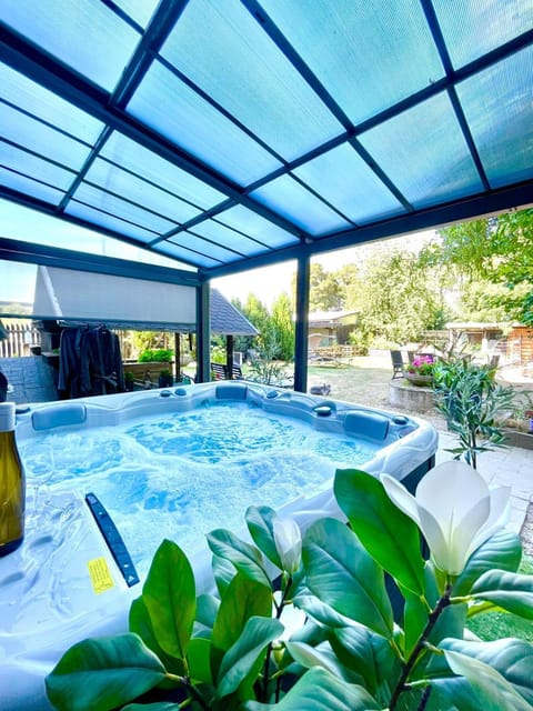 Garden, Garden, Hot Tub, Hot Tub, Garden view, Garden view