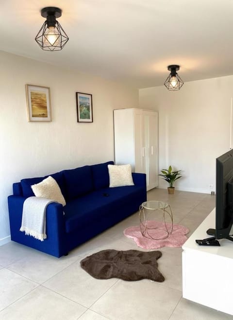 Cozy studio avec balcon aux portes de Genève Apartment in Annemasse