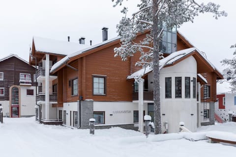 Property building, Winter