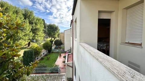 S345 - Sirolo, spazioso trilocale con terrazzo Apartment in Sirolo