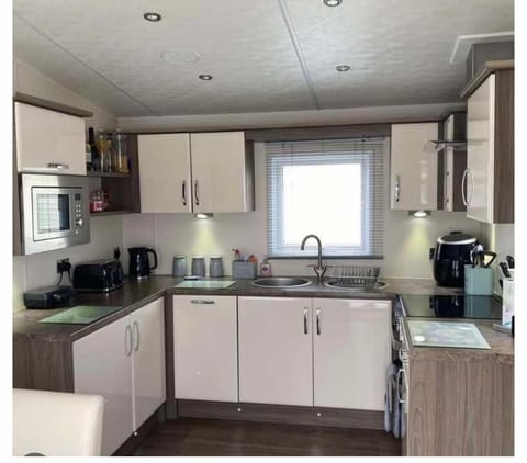 The Carnaby whitehouse House in Towyn