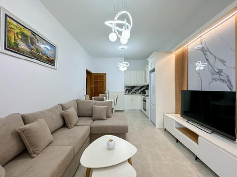 Communal lounge/ TV room, TV and multimedia, Living room, Seating area