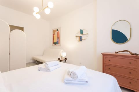 Living room, Bedroom