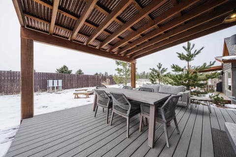 Wilderness Club Golfer's Cottage House in Idaho