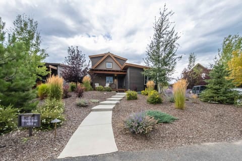 Getaway at the Wilderness Club House in Idaho