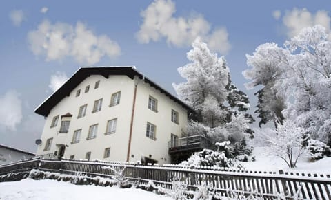 Property building, Facade/entrance, Day, Natural landscape, Winter