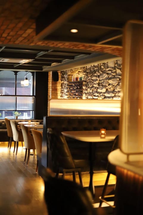 Property building, Breakfast