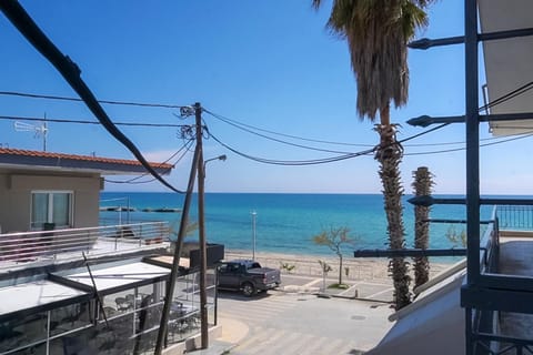 View (from property/room), Balcony/Terrace, Beach, Sea view