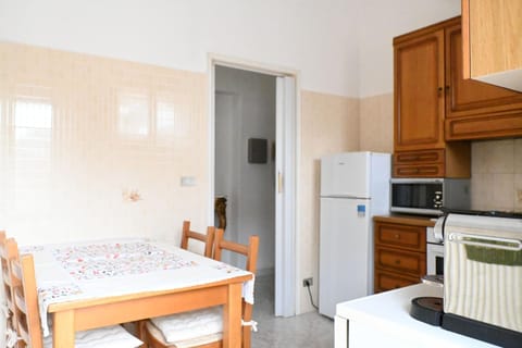 SE144 - Senigallia, comodo trilocale con aria condizionata e posto auto Apartment in Senigallia