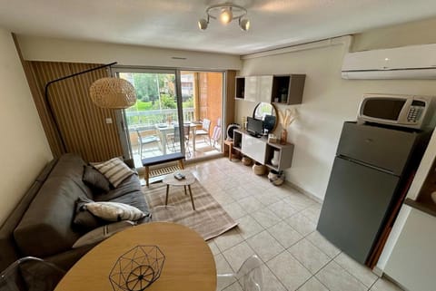 Bedroom Apartment in Le Lavandou Pool Parking Apartment in Le Lavandou