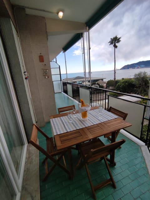 Casa di Jole sole e mare Apartment in Savona