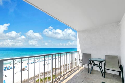 The Summit 1014 House in Upper Grand Lagoon