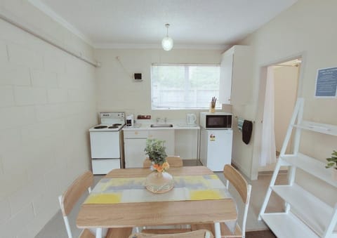 Cozy Ground-Floor 2-Bed Apartment in Claudelands Apartment in Hamilton