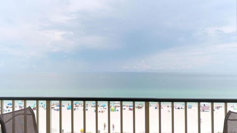 Apollo 503 Beachfront Condo Marco Island Apartment in Marco Island