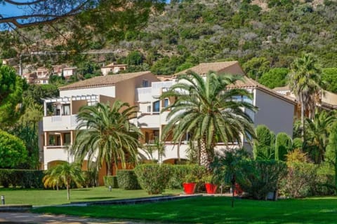 L’Anse de Pramousquier - Sea View and Leisure Apartment in Rayol-Canadel-sur-Mer