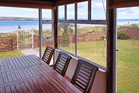 View (from property/room), View (from property/room), Living room, Dining area, Lake view, Lake view, Sea view, Sea view