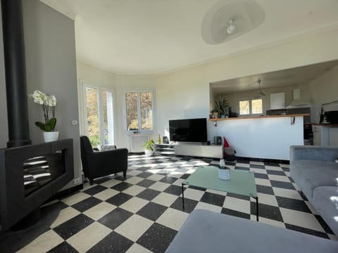 Orange villa Villa in Provence-Alpes-Côte d'Azur