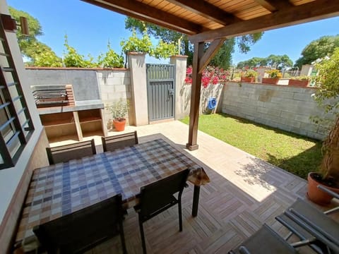 Patio, Day, Garden, View (from property/room), Balcony/Terrace, Beach, Garden view